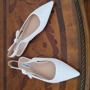 Steve Madden White Textured Slingback Flats